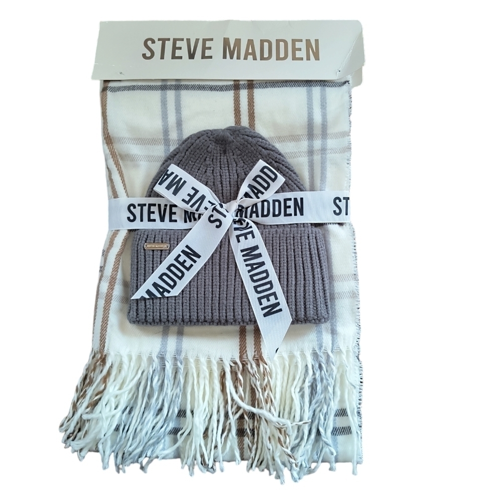 NWT Steve Madden Winter Hat & Scarf Set